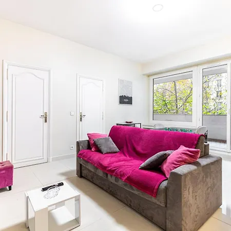 Guestready - Bright Charm With A Terrace Parigi