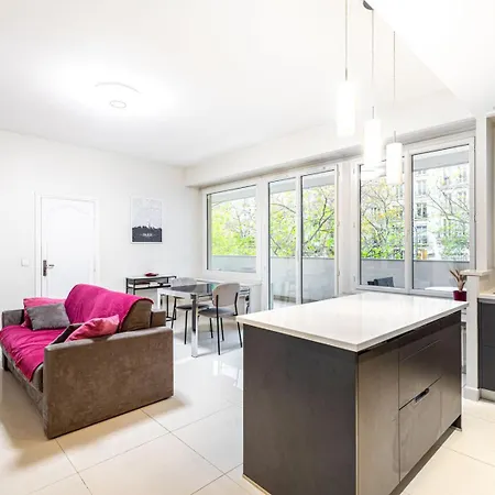 Guestready - Bright Charm With A Terrace Parigi